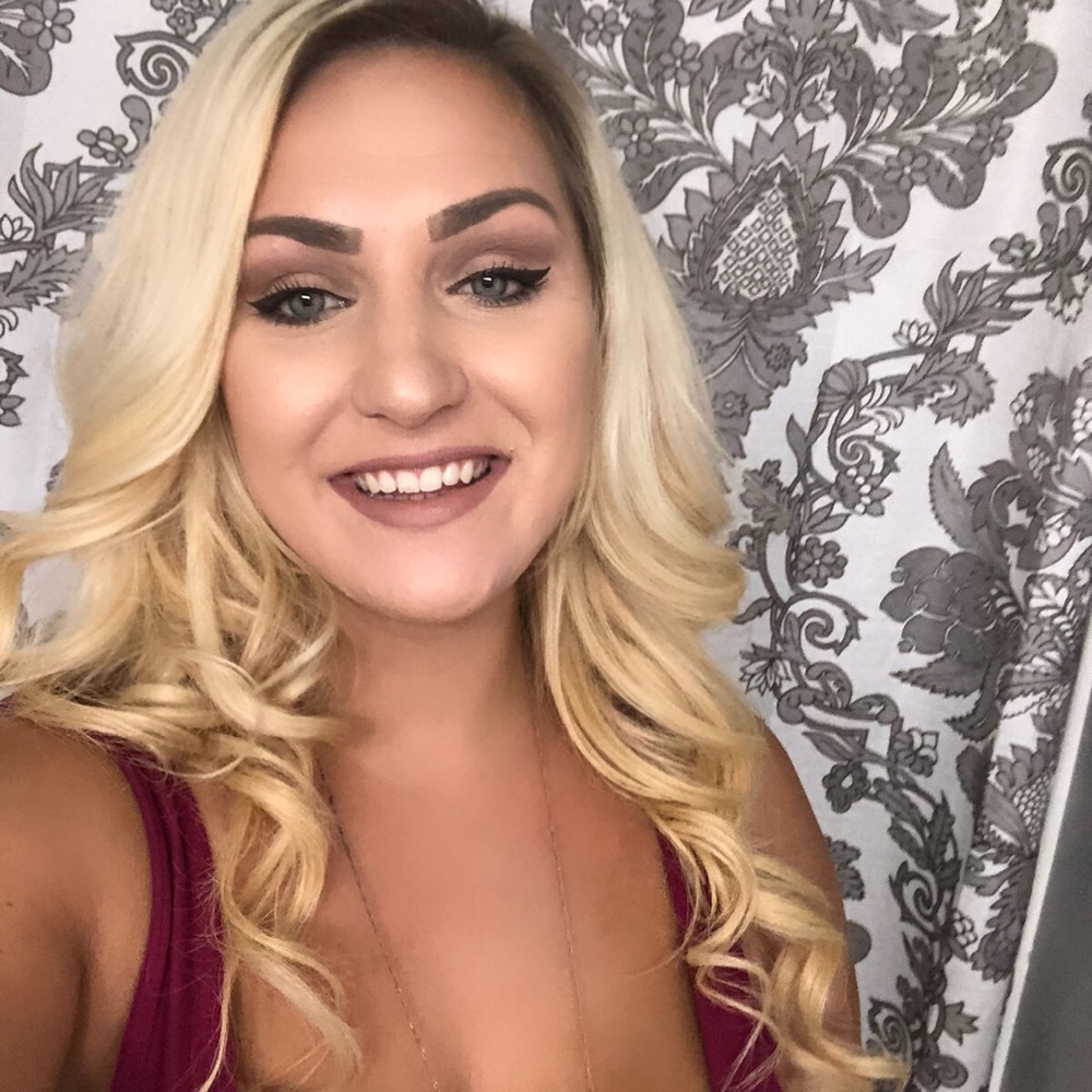 Meet your Posher, Tabatha